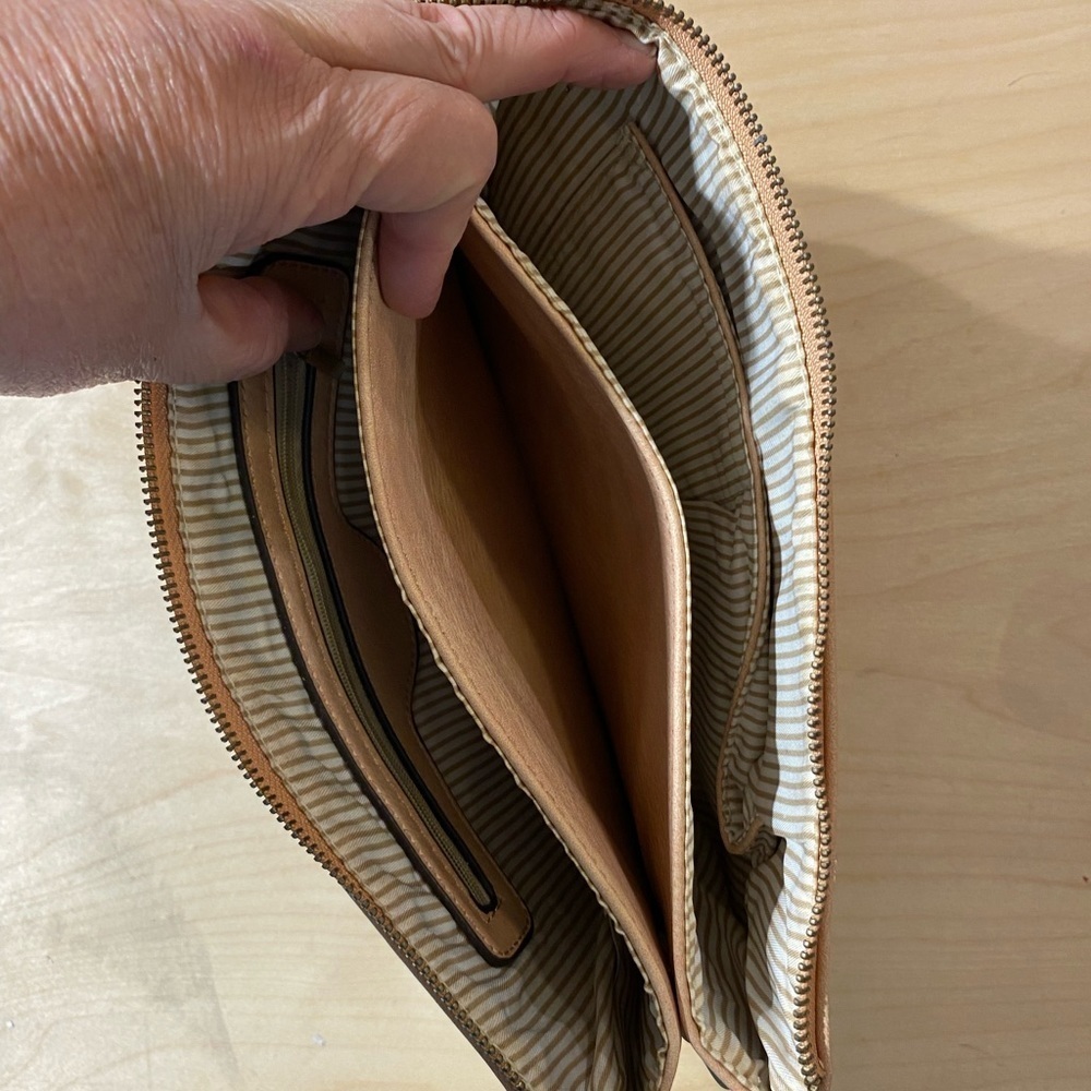 Unbranded Clutch Purse (HP) - Picture 8 of 10